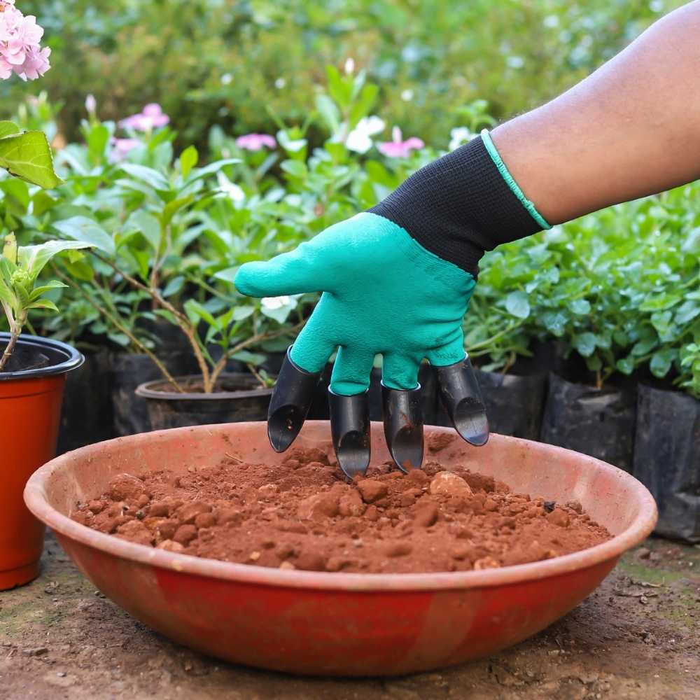 Garden Gloves with Claws for Digging & Planting (Unisex, Green) - Image 4